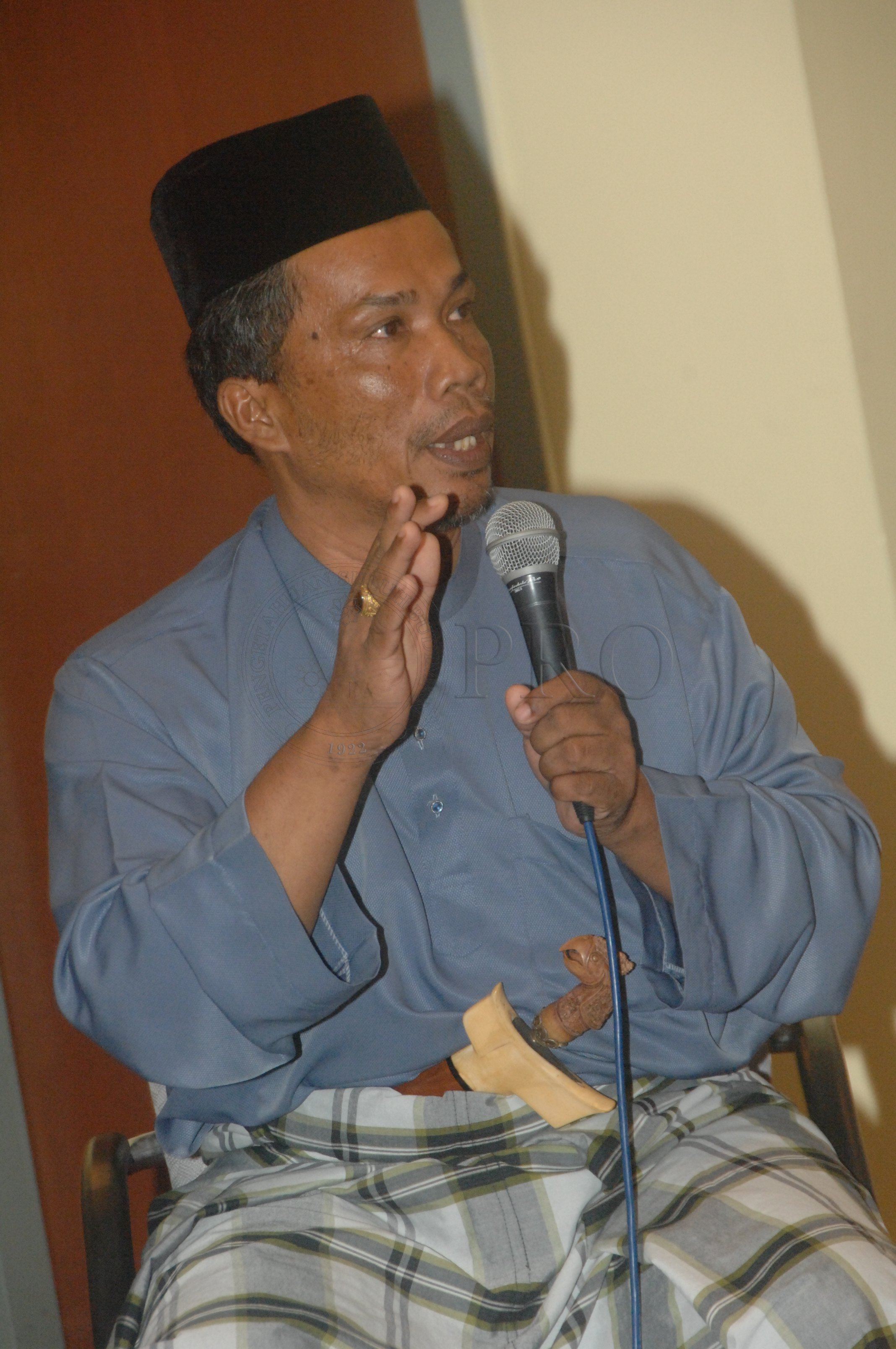 PRO 14 33 WACANA FBA 0256